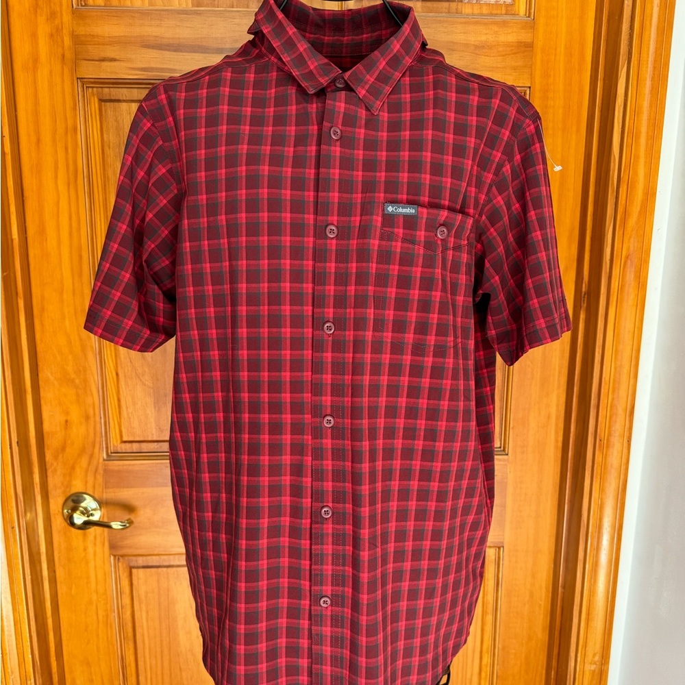 Columbia, Size - Large, Red & Black Plaid